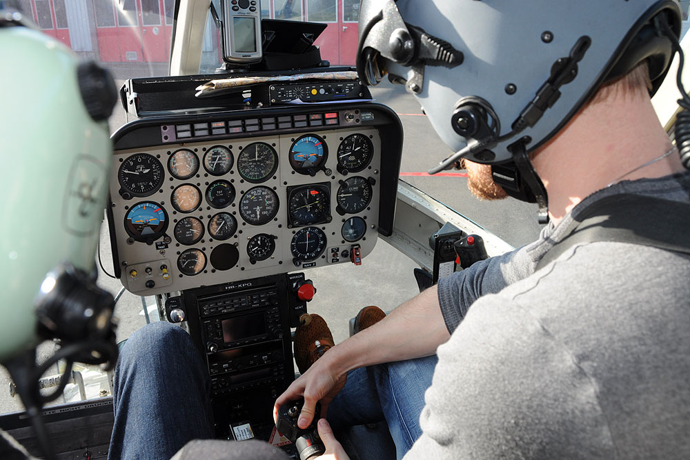 heliswiss_mbl_2011-11-27_015_1000.jpg