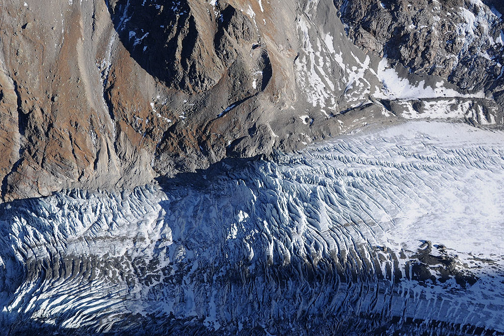 heliswiss_mbl_2011-11-27_076_1000.jpg