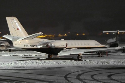 HB-VNW @ LSZB